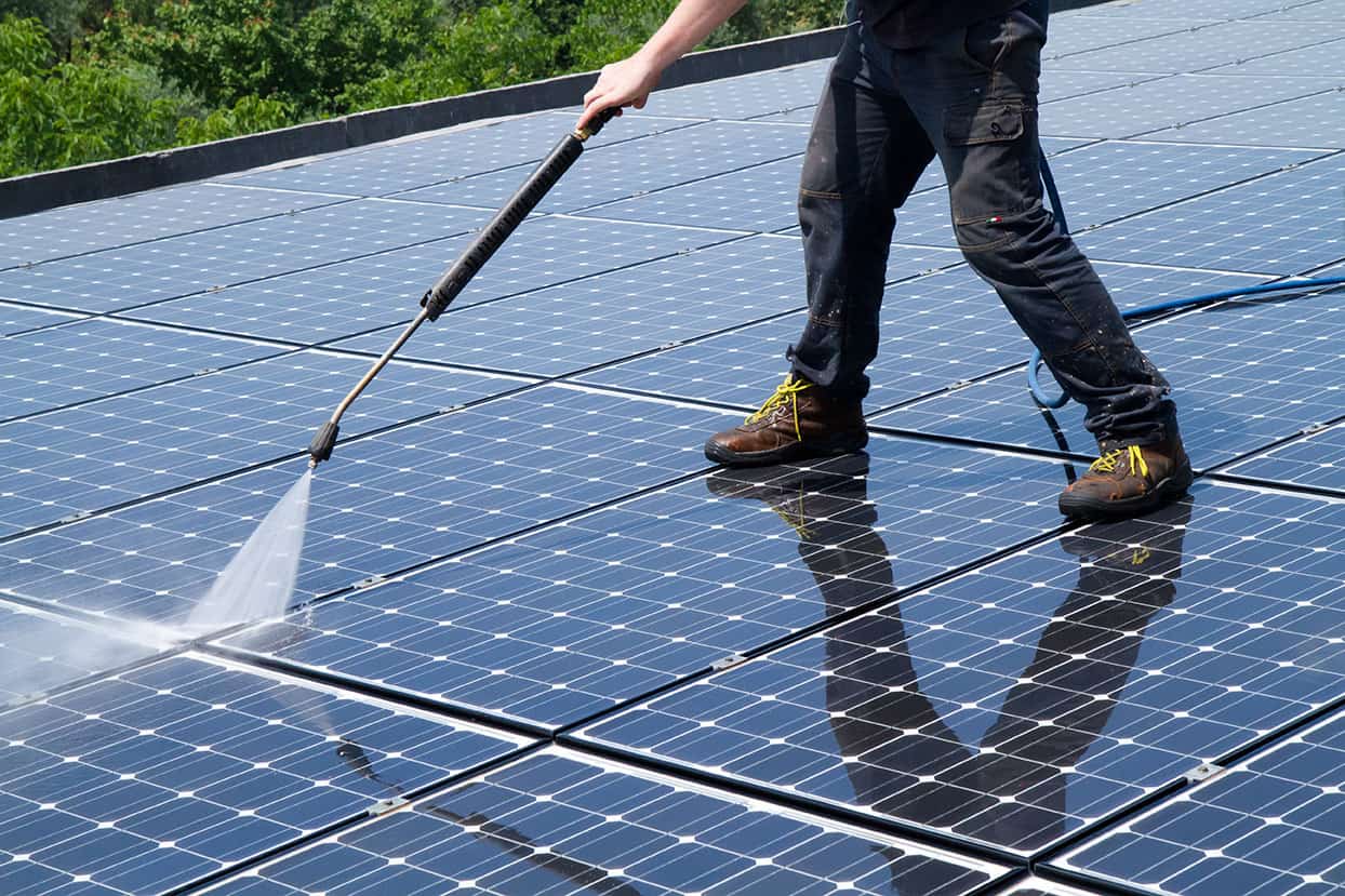 nettoyage de panneaux solaires Clermont Ferrand